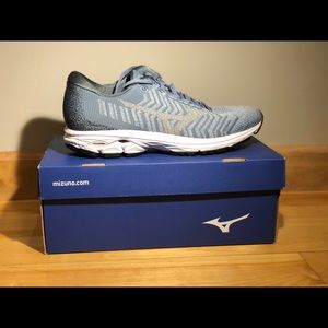Mizuno Wave Rider Waveknit 3 running shoes